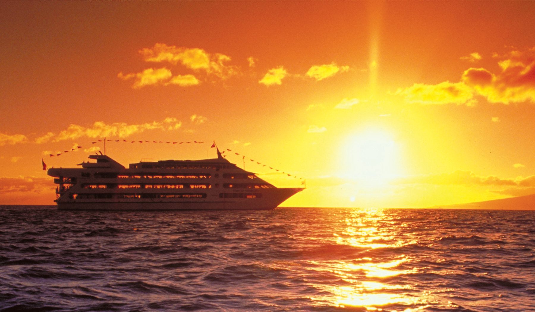 Star of Honolulu Dinner Cruise